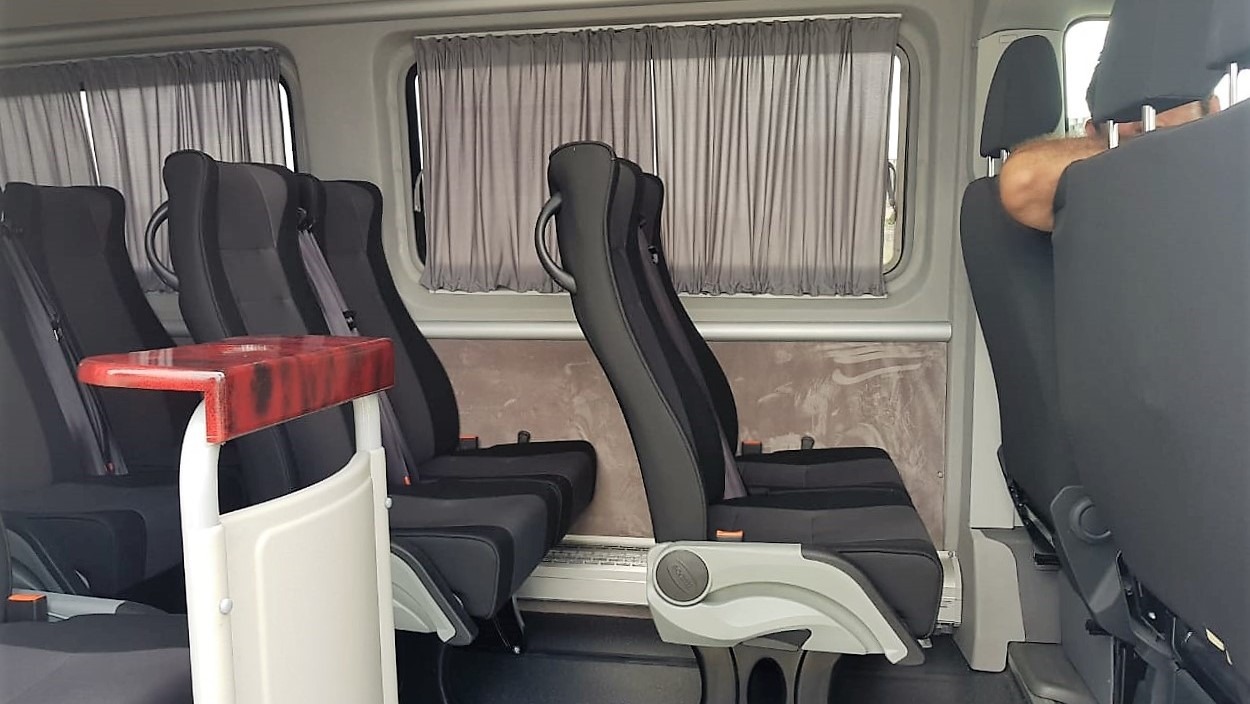 PRIBUS VW CRAFTER 14+1 SEATS