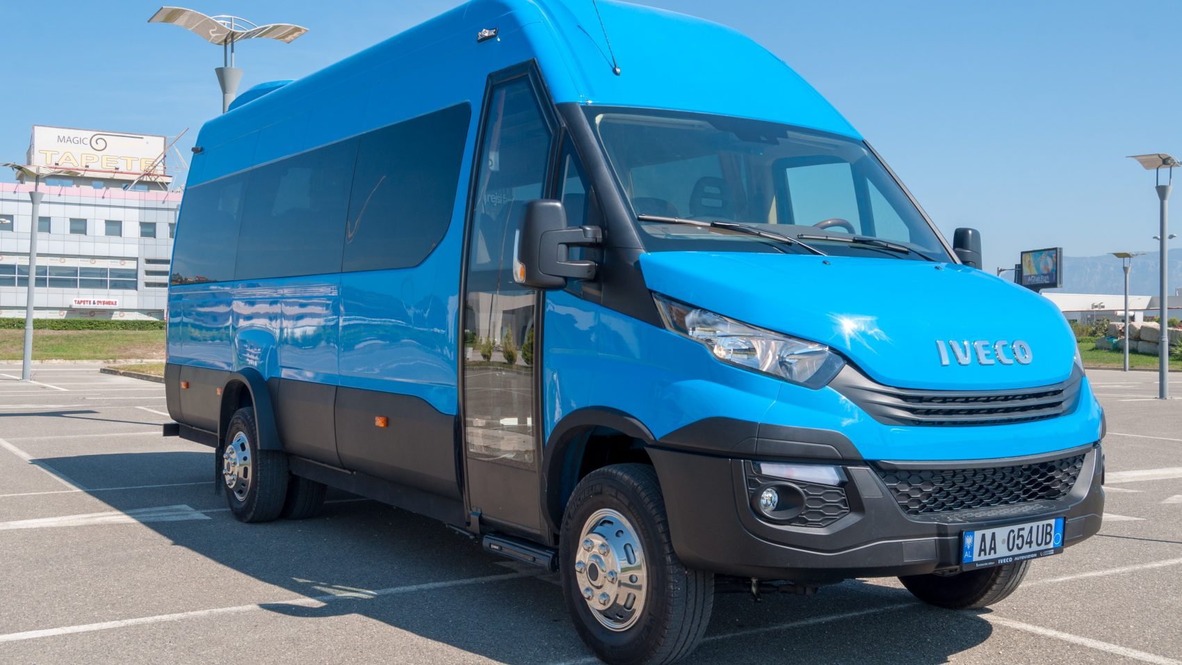 PRIBUS IVECO DAILY 22+1 SEATS